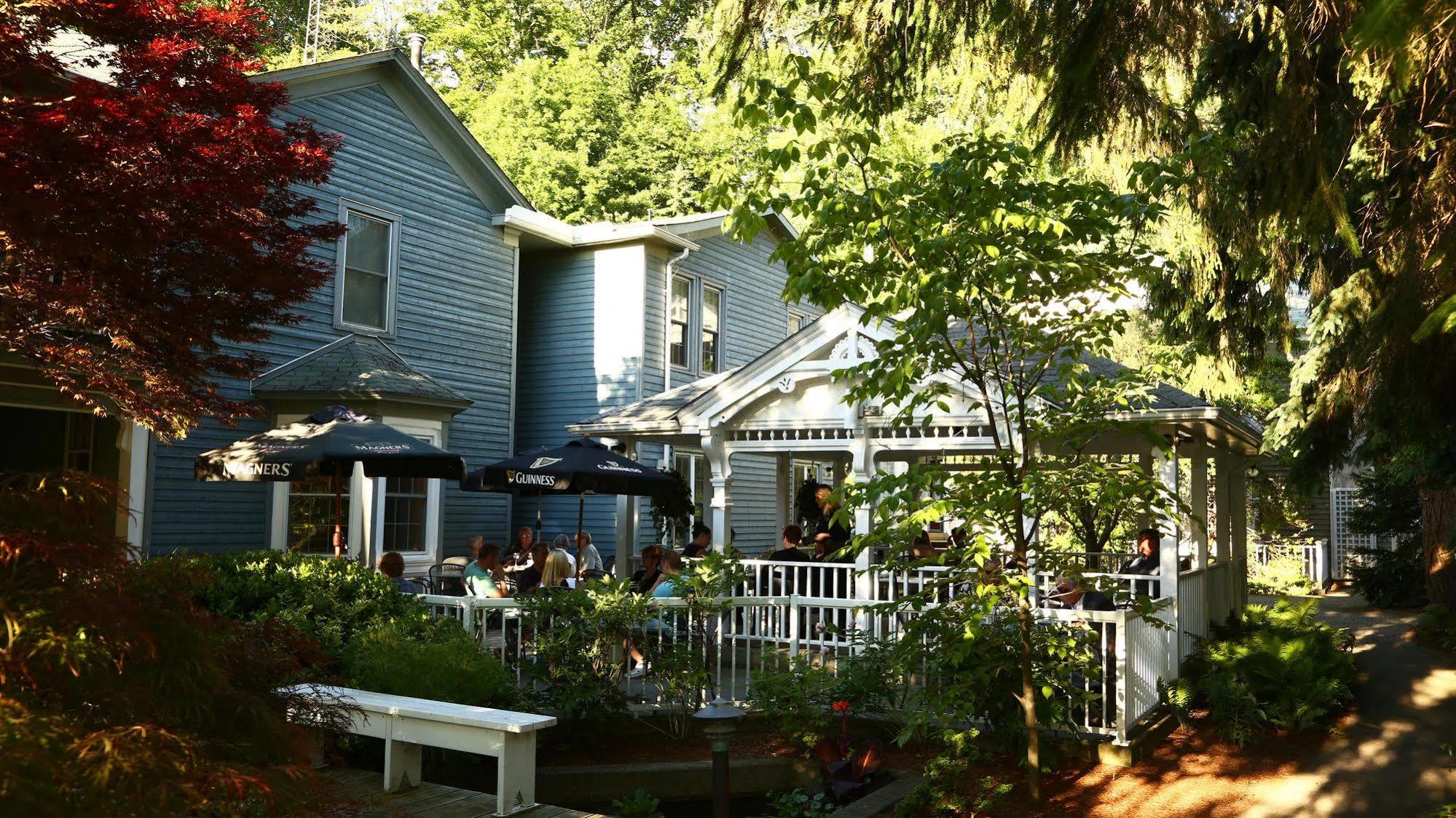 Kettle Creek Inn Port Stanley Exteriör bild